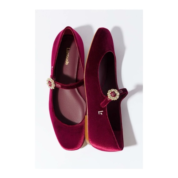 Larroude Shoes - Larroudé Blair Ballet Flat In Wine Velvet NIB